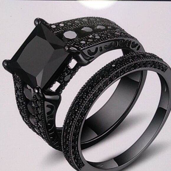 ✨Stunning Simulated Black Sapphire 2 pcs Wedding Eternity Band Ring Set 💍✨ - Picture 3 of 12